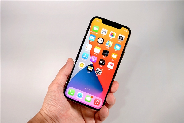 本溪苹果手机维修分享iOS 14.2修订版已到，专属iPhone 12系列 